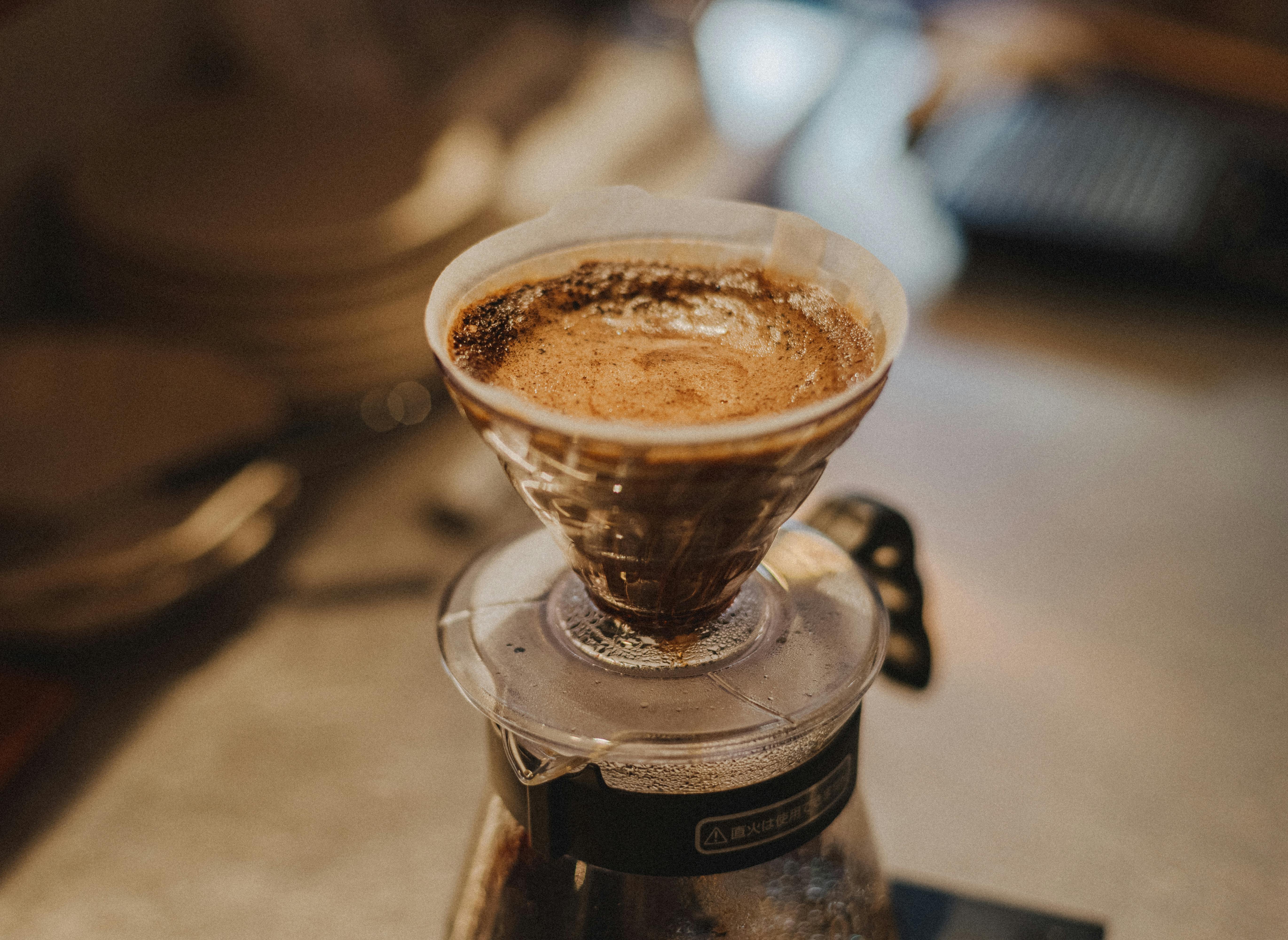 How to Choose Coffee That Actually Tastes Good: A Beginner’s Guide from Roast Vibe